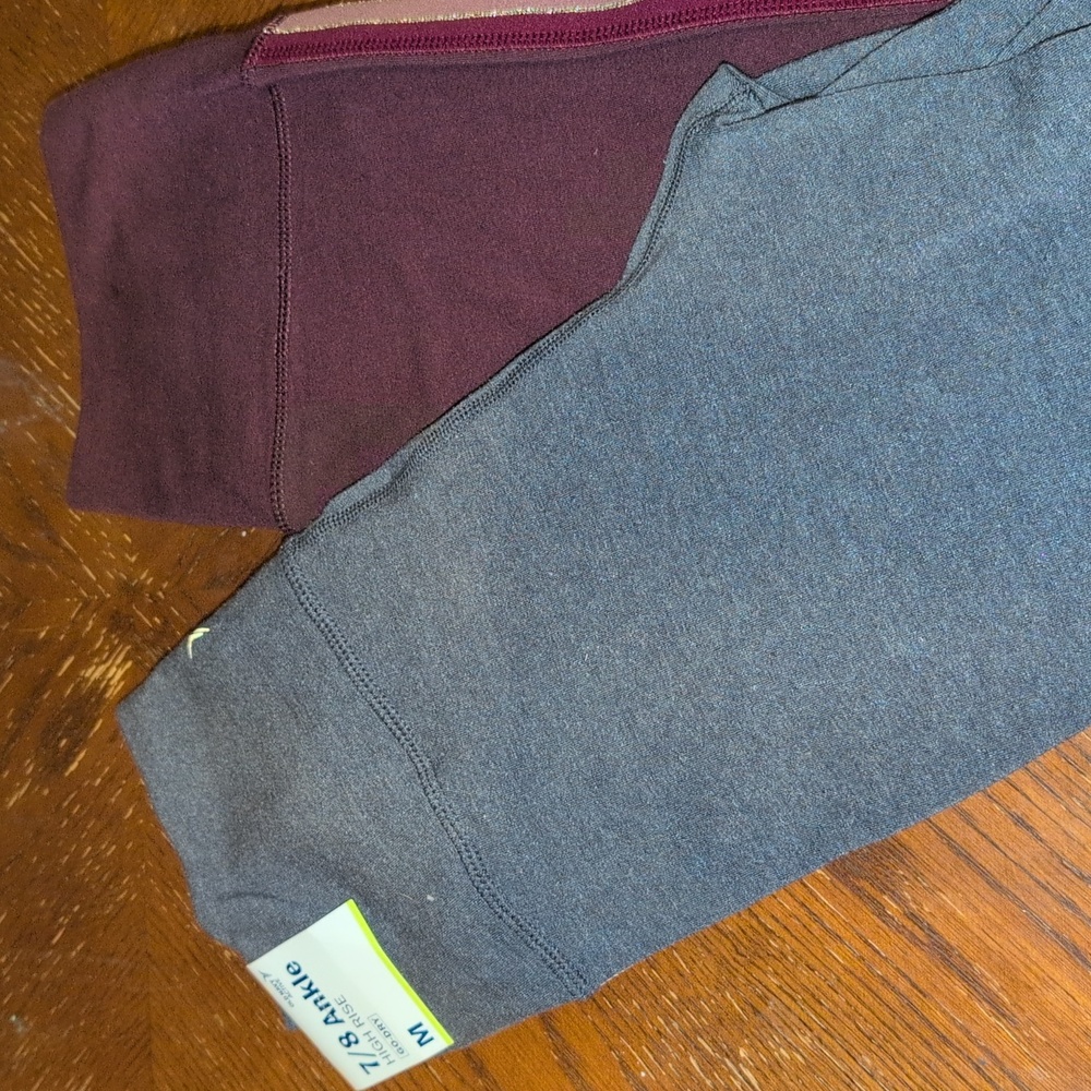 Brand new old navy Go-Dry Ankle leggings